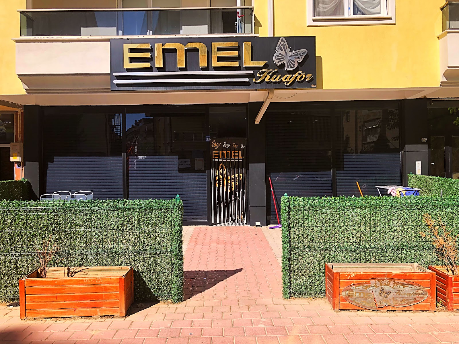 Emel Bayan Kuaför Salonu kır düğünü mekanı — Merkez