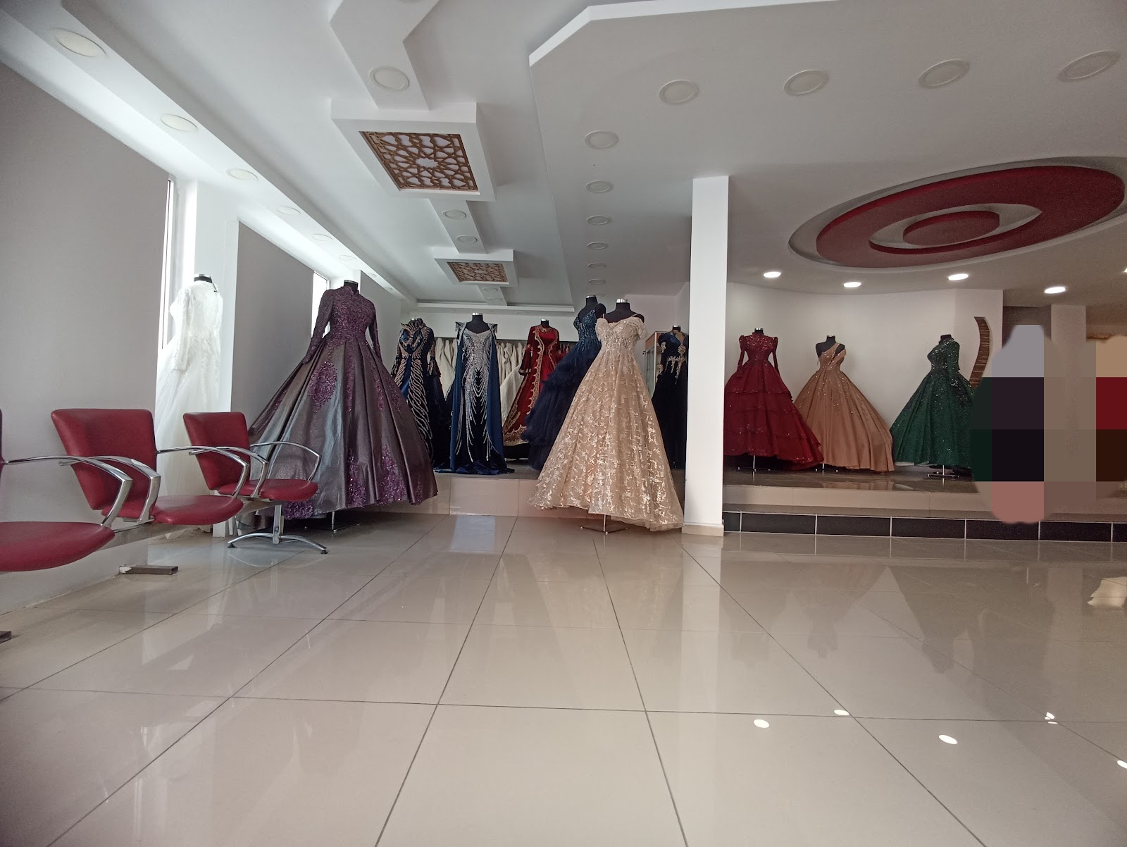 ÖZCENGİZLER GELİNLİK