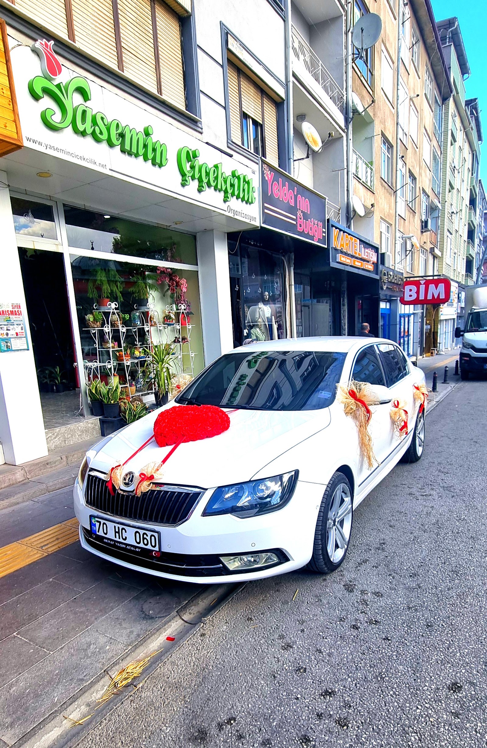 Yasemin Çiçekçilik kır düğünü mekanı — Merkez